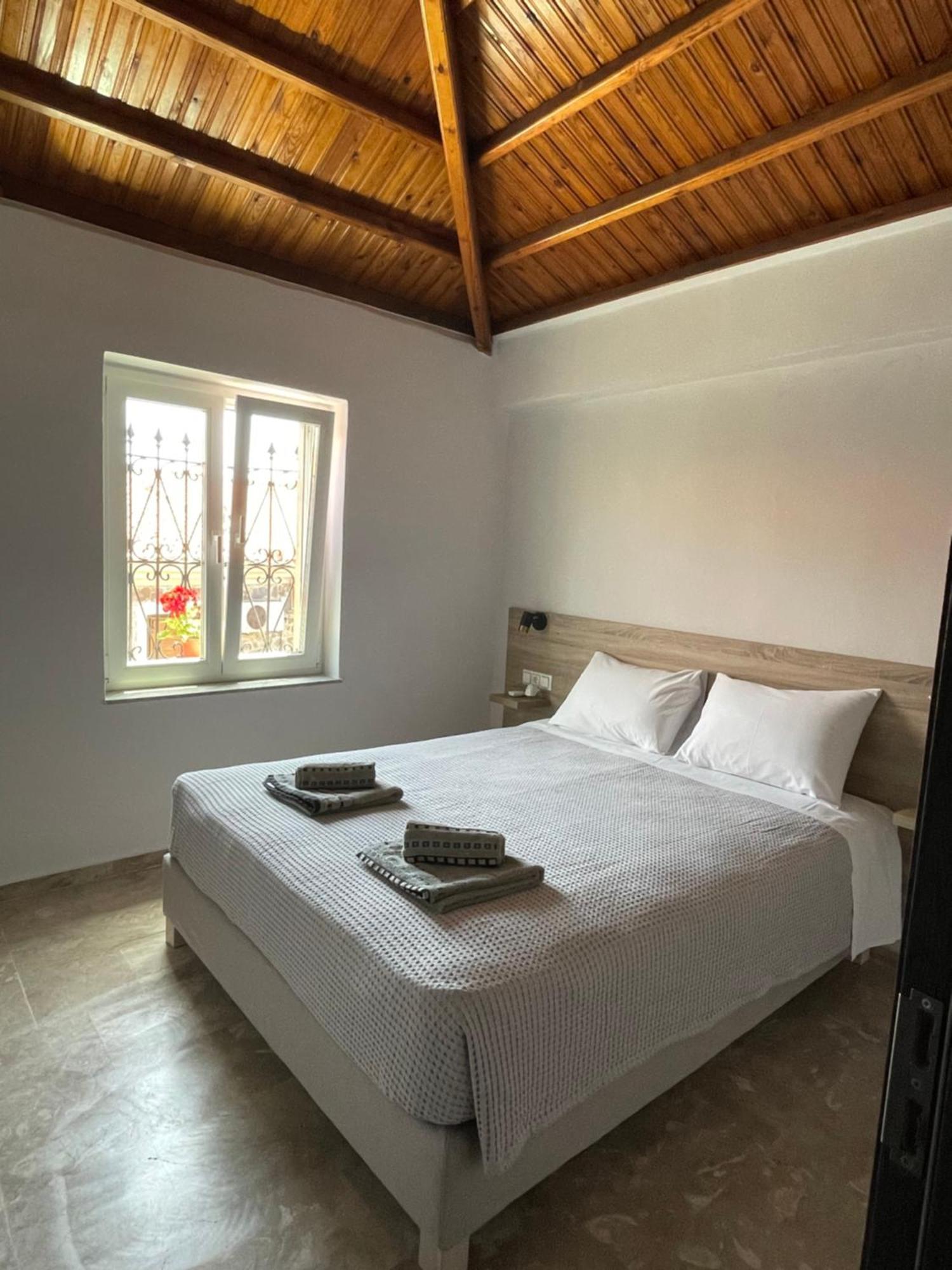 Q Apartments Molyvos Mithymna Eksteriør billede