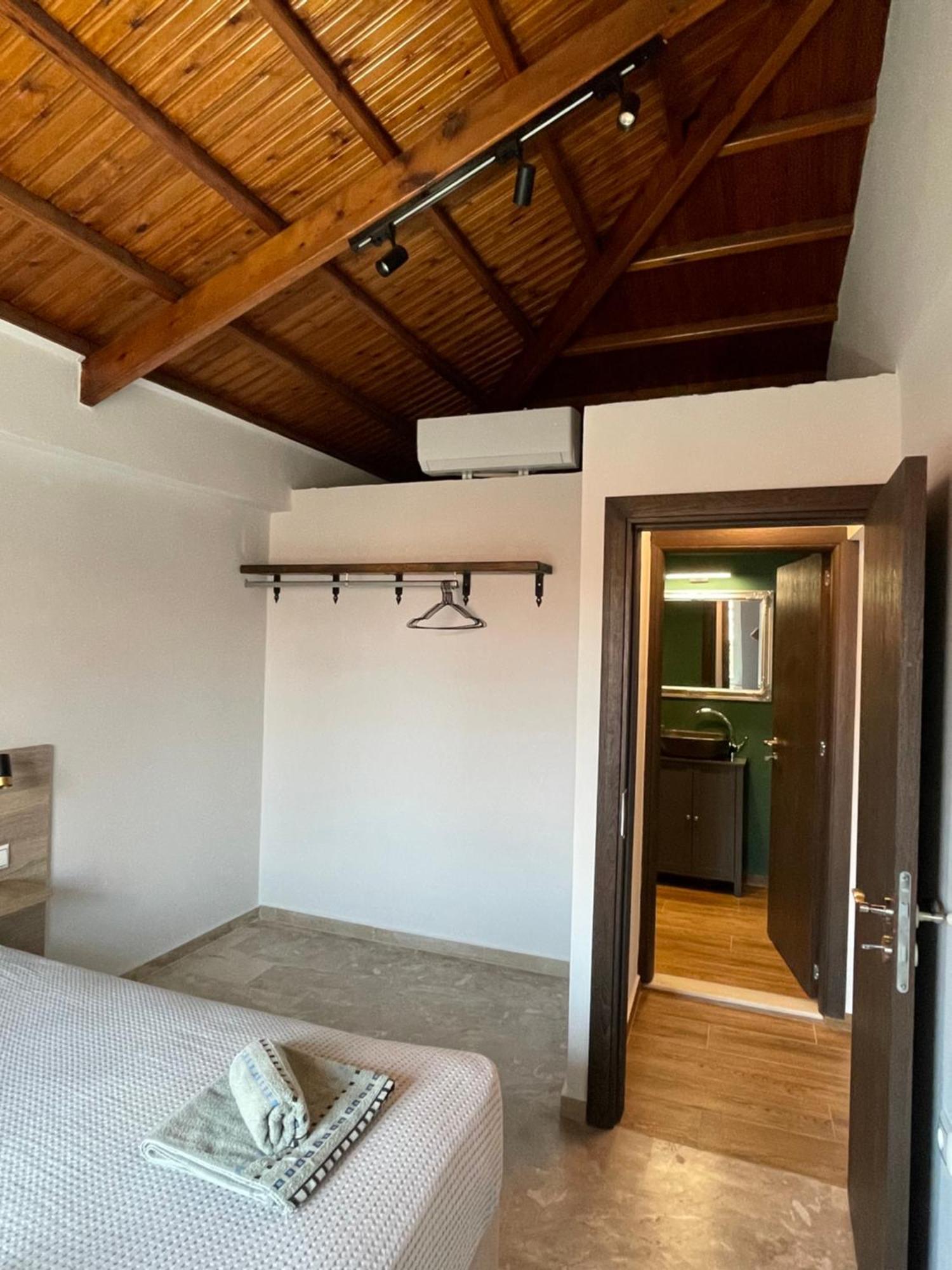 Q Apartments Molyvos Mithymna Eksteriør billede